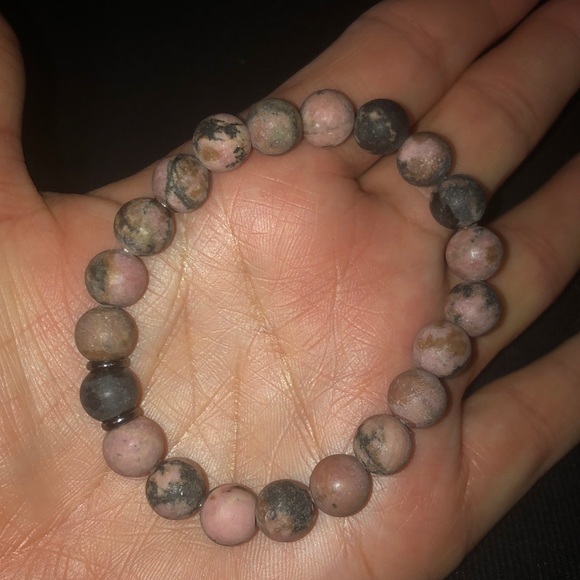 Matte rhodochrosite w small Shugnite in middle - Picture 4 of 7